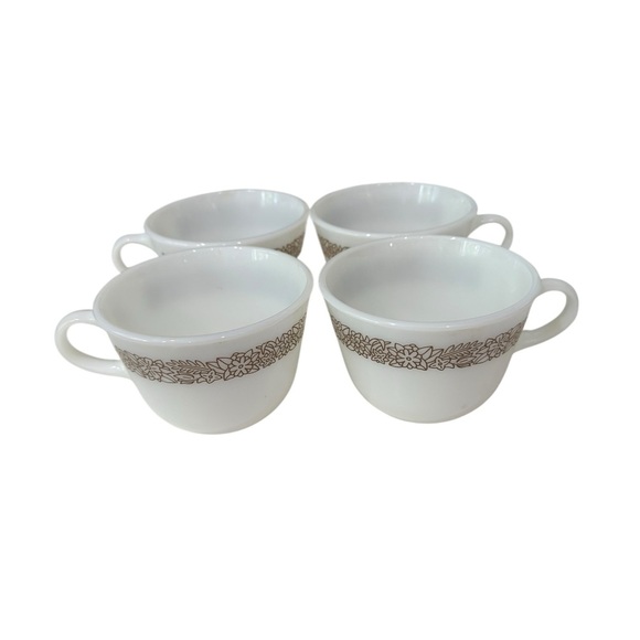Pyrex Woodland Brown 4 Milk Glass Coffee Mugs 1978- 1983 Vintage Kitschy Collect - Picture 1 of 9